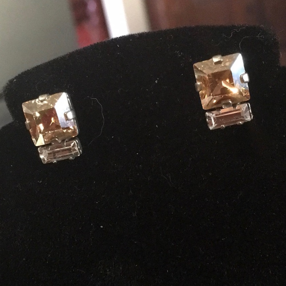 Sabika Crystal 2-Stone Studs